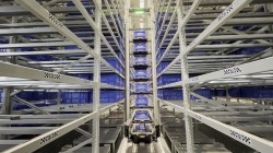 蚂蚁机器人|上存下拣解决方案助力汽车制造企业降本增效